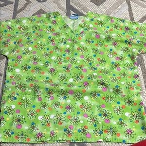 Smart Scrubs Boxy Blouse Green Pink Short Sleeve